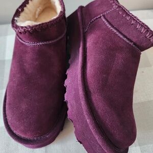 BEARPAW Lana Crochet Suede Ankle Bootie Eggplant Waterproof Brand new!